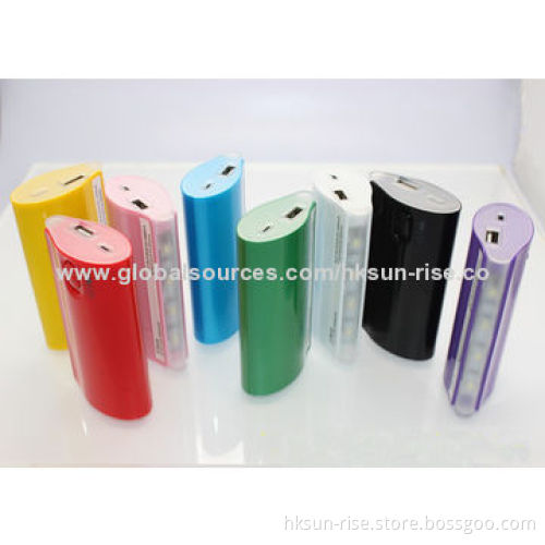 LED Flashlight Power Banks, 5V DC/1A Input, Sized 88*51*26mm
